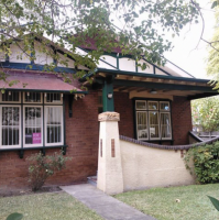 Hampton / Bungalow
